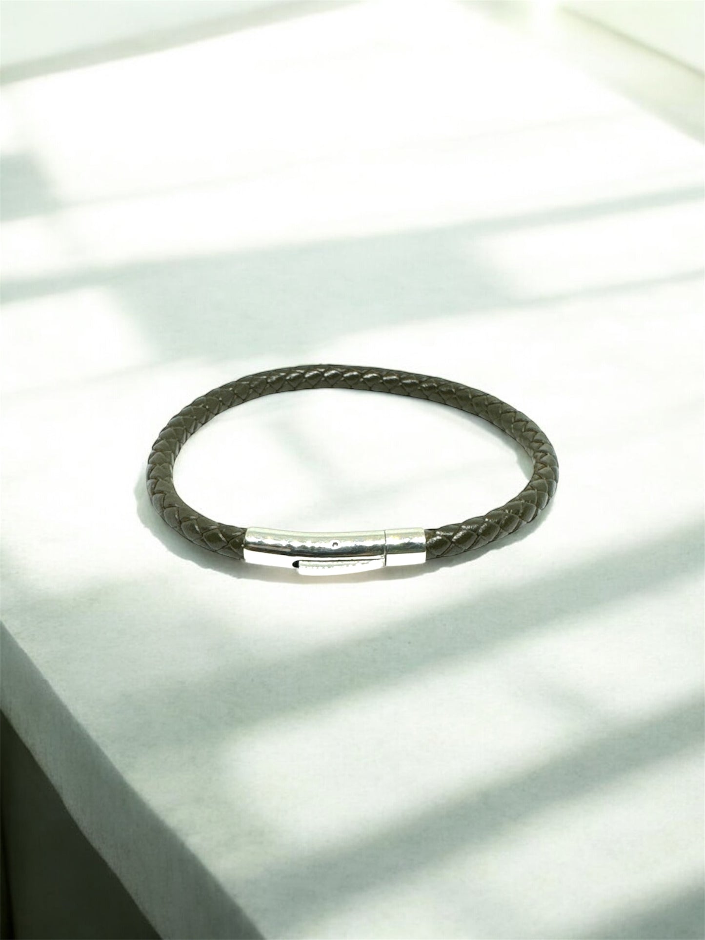 Zircon Clasp Cross Braided Khaki Natural Leather Bracelet