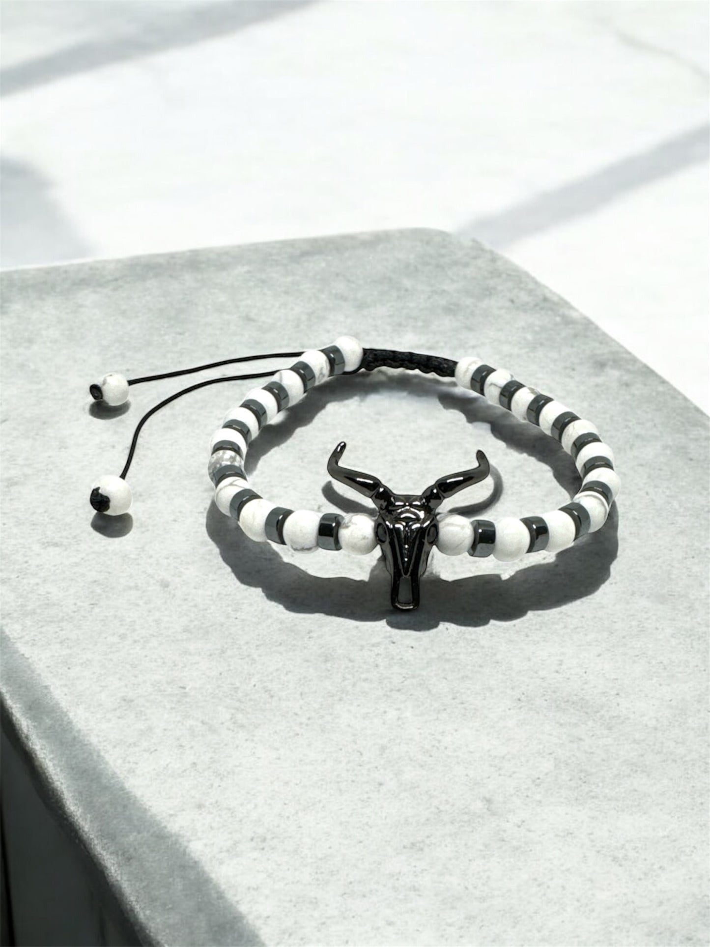 Howlite Natural Stone Bracelet – Black Zircon Bull Head Detail
